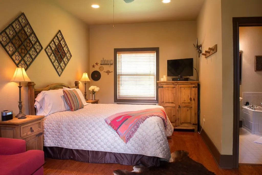 Texas White House B&B-1