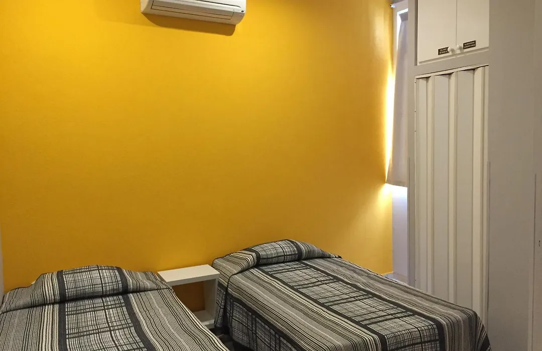 Guest House Sao Filipe-1