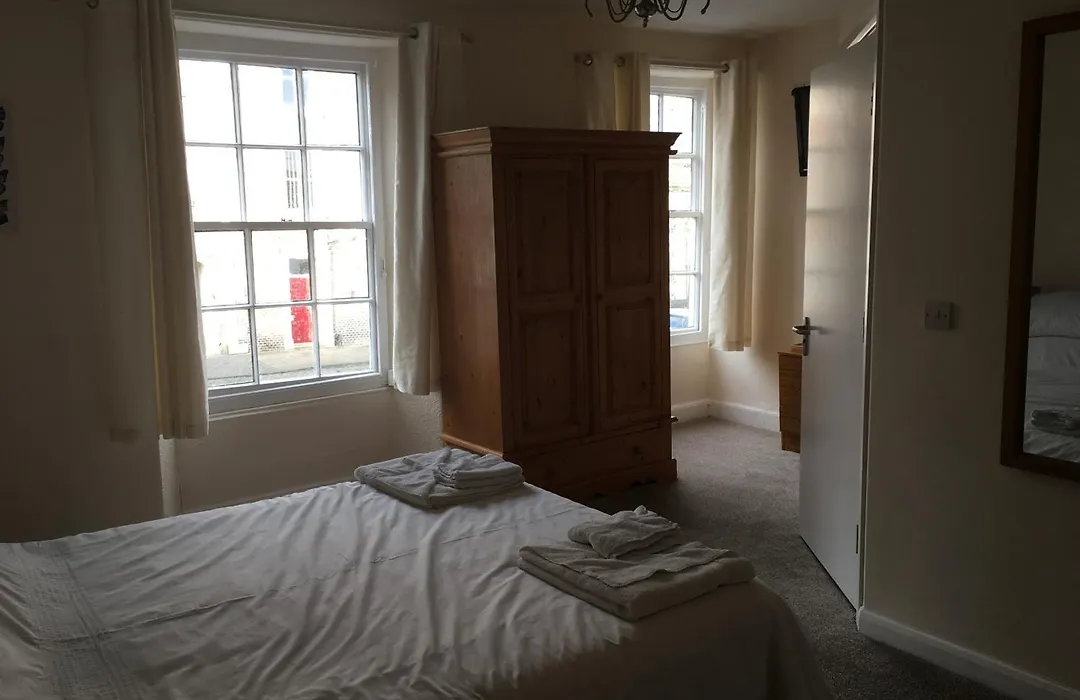 The Buck Inn-1