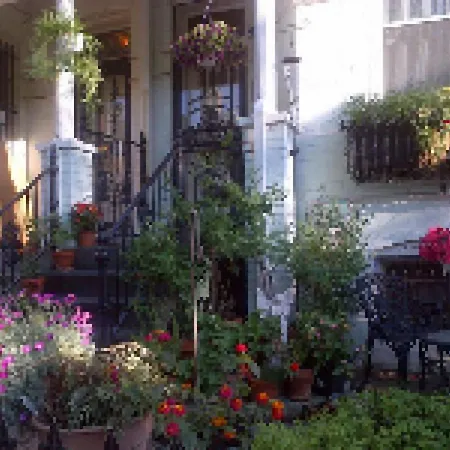 Ledroit Park Renaissance Bed&Breakfast-3