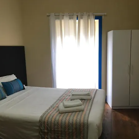 Aveiro Train Guesthouse-3
