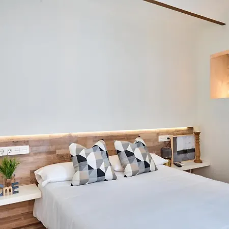 Vestal Suites Classic Adults Only-3