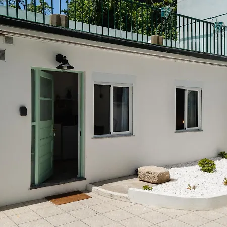 Genius Loci Guesthouse-3