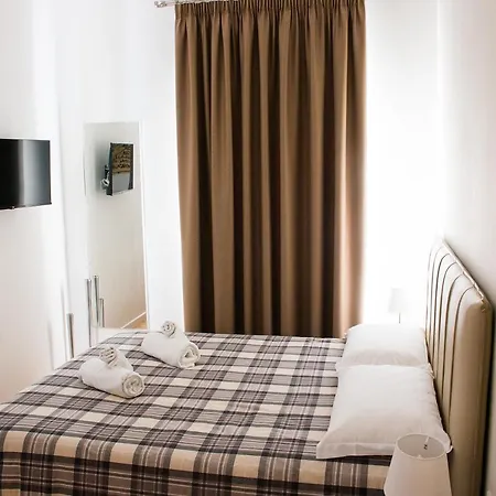 Barbaja Suites In Street Toledo 205-2
