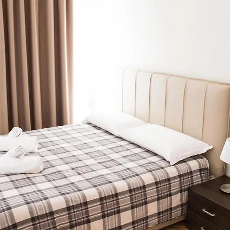 Barbaja Suites In Street Toledo 205-3