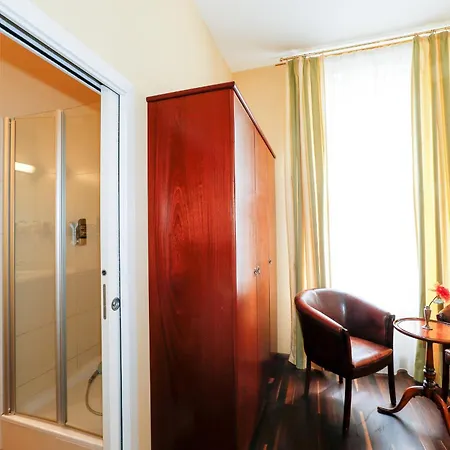 Timeout City Hotel, 5 Min To City Center, Self Check In-2