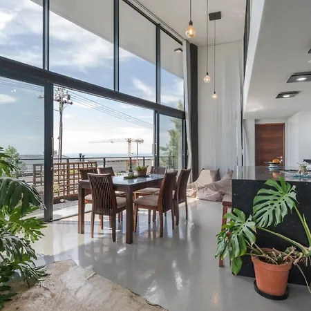 Villa On Ocean View-3