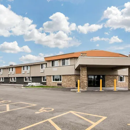 Quality Inn Madison West-3