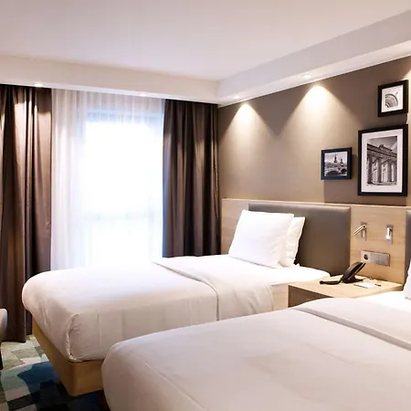 Hampton By Hilton Berlin City East Side Gallery-3