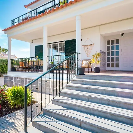 Moro'S Friends House - Cascais-2