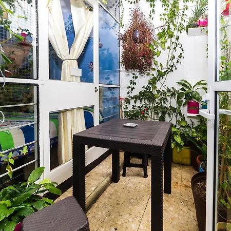 Casa ITZAE B&B- Lincoln Park-2