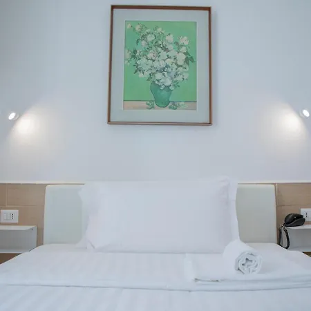 H22 Hotel-3