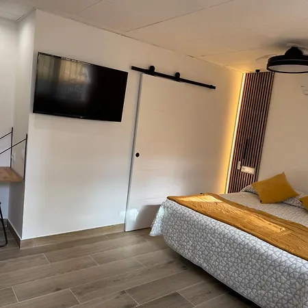 Rovior Rooms-3