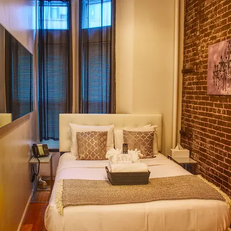 Chelsea Inn (Adults Only)-2