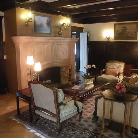 Jackson Court-2