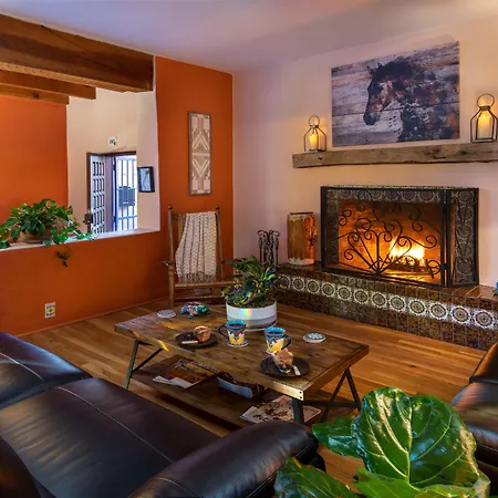 Adobe Rose Inn-3