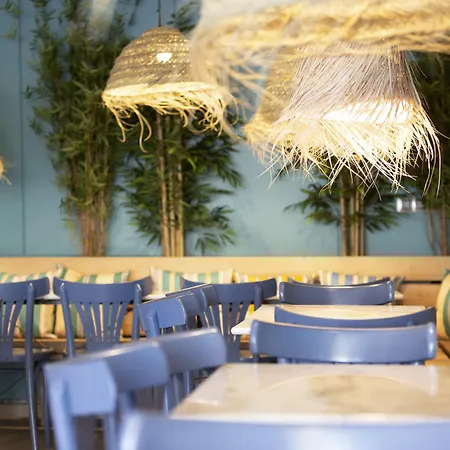 Yomo Hostal Bcn Port-3