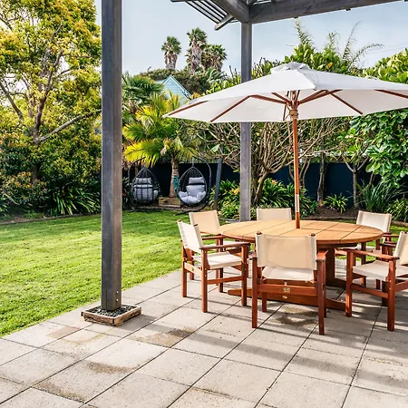 Waiheke Waterfront Lodge-2