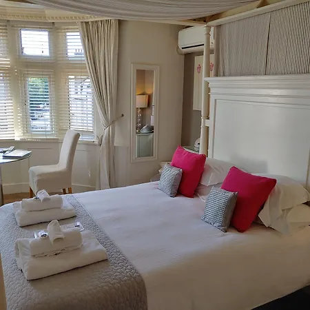 The Bath House Boutique B&B - IN-ROOM Breakfast - FREE parking-2