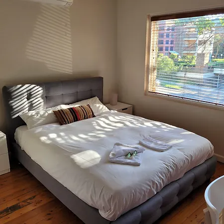 Burwood Bed And Breakfast-2