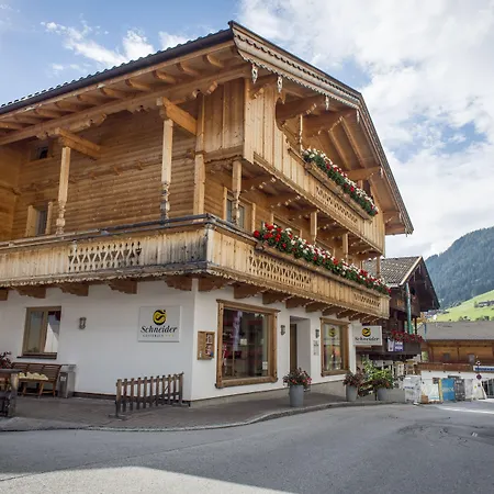 Das GÄSTEHAUS SCHNEIDER am Dorfplatz-3