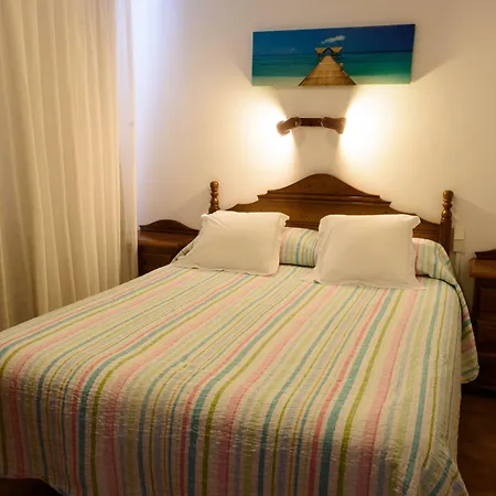 Hostal La Isla-2