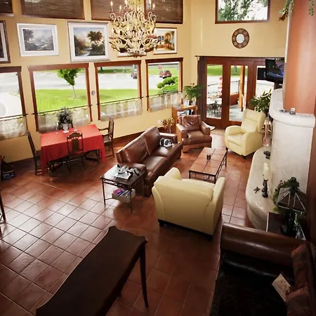 Casa Grande Inn & Suites-2