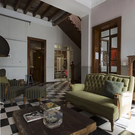 El Patio 77 B&B-2