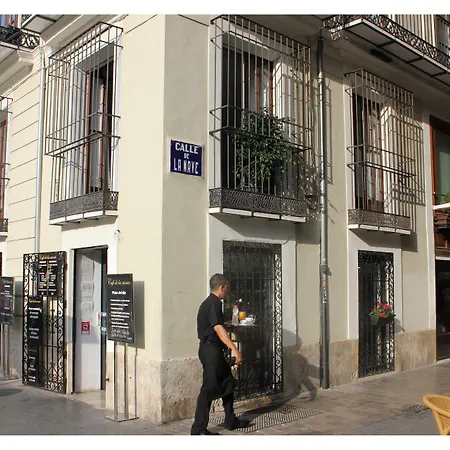 Hi Valencia Boutique-2