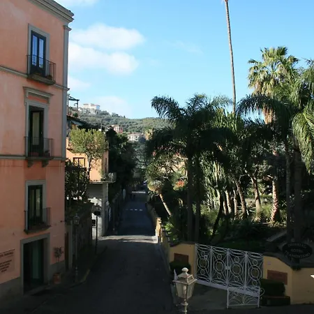 Divina House B&B-2