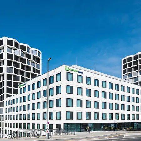 Holiday Inn Express Munich City West By Ihg-2