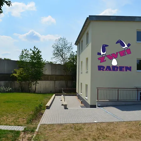 Zwei Raben Pension-2