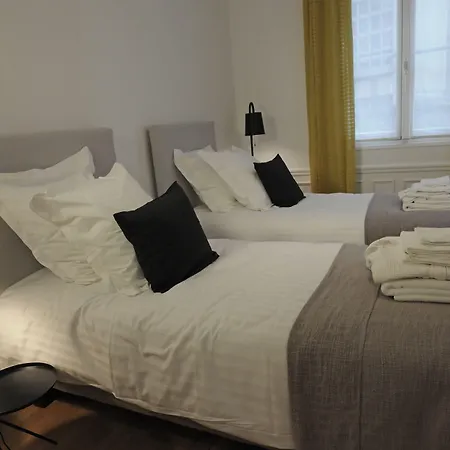 Relais12Bis Bed & Breakfast By Eiffel Tower-3