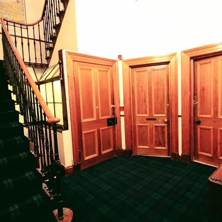 Airdenair Guest House-2