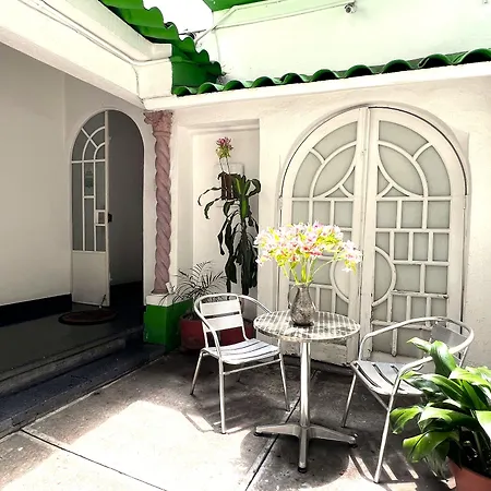 Distrito Condesa Rooms&Studios-2