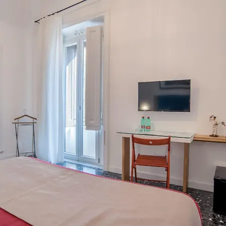 Napoliamo Guest House-3