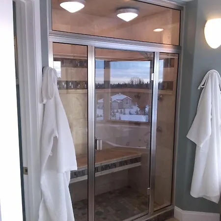 Alaska Sundance Retreat Bed & Breakfast-3