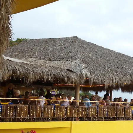 Casa Isabel A Boutique Hilltop Inn-2
