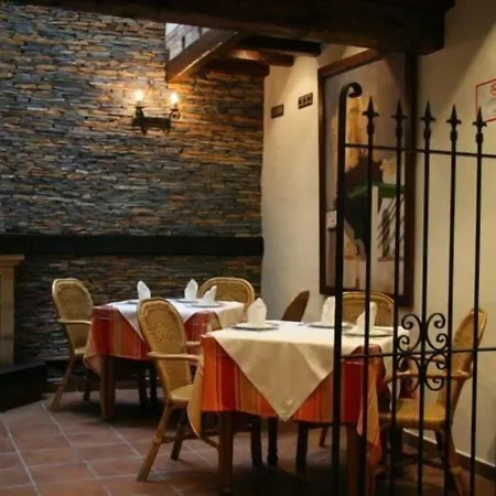 Hostal Torre de Guzmán-2