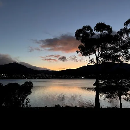 Otago Cottage-2
