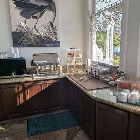Southernmost Point Guest House & Garden Bar-3