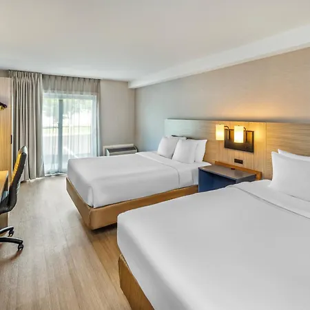 Comfort Inn Saskatoon Centre-2