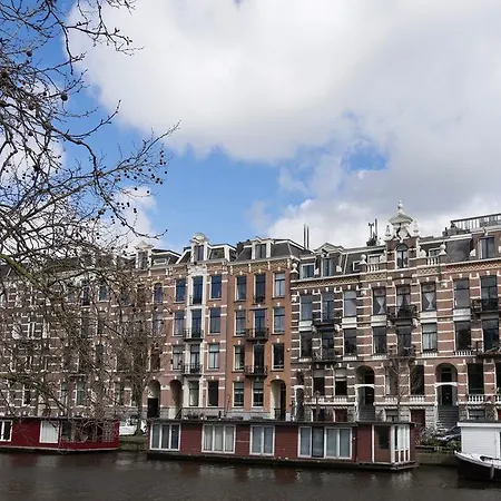 B&B House No 7-3