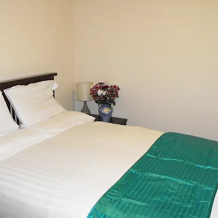 Hazelbrook Lodge-2