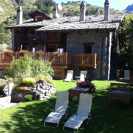Les Trompeurs Chez Odette-3