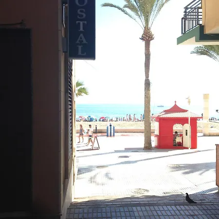 Hostal Delfin Verde-3