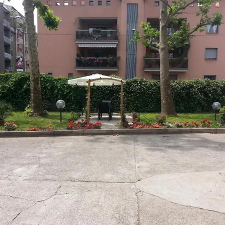 Hotel Garden-3