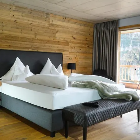 Skilodge Oberlech-2
