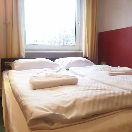 Thomas Rooms-3
