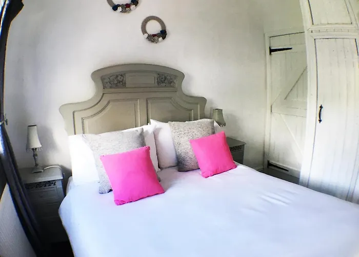 Hillside Bed And Breakfast